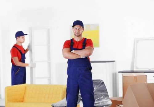 House removalists assisting a Cranford home move