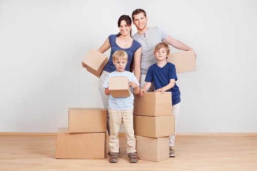 Local removal truck service supporting a flat move in Cranford