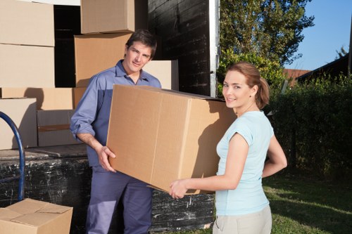 Sustainable van service supporting recycling and reuse
